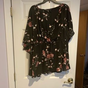 Torrid blouse size 4